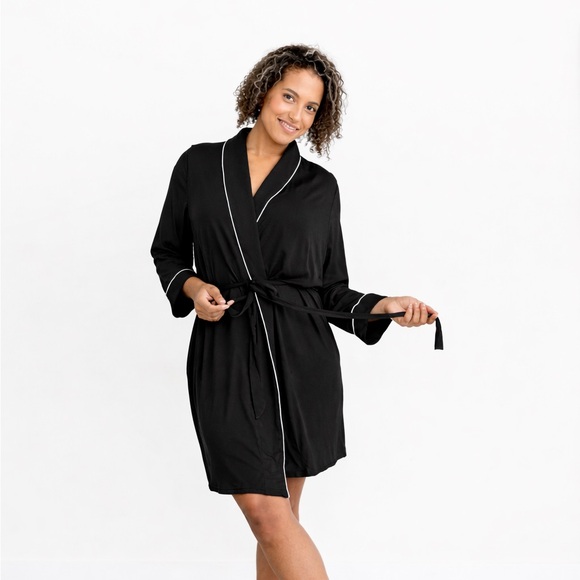 RIOT Theory | Parker Robe - Black - Picture 2 of 3